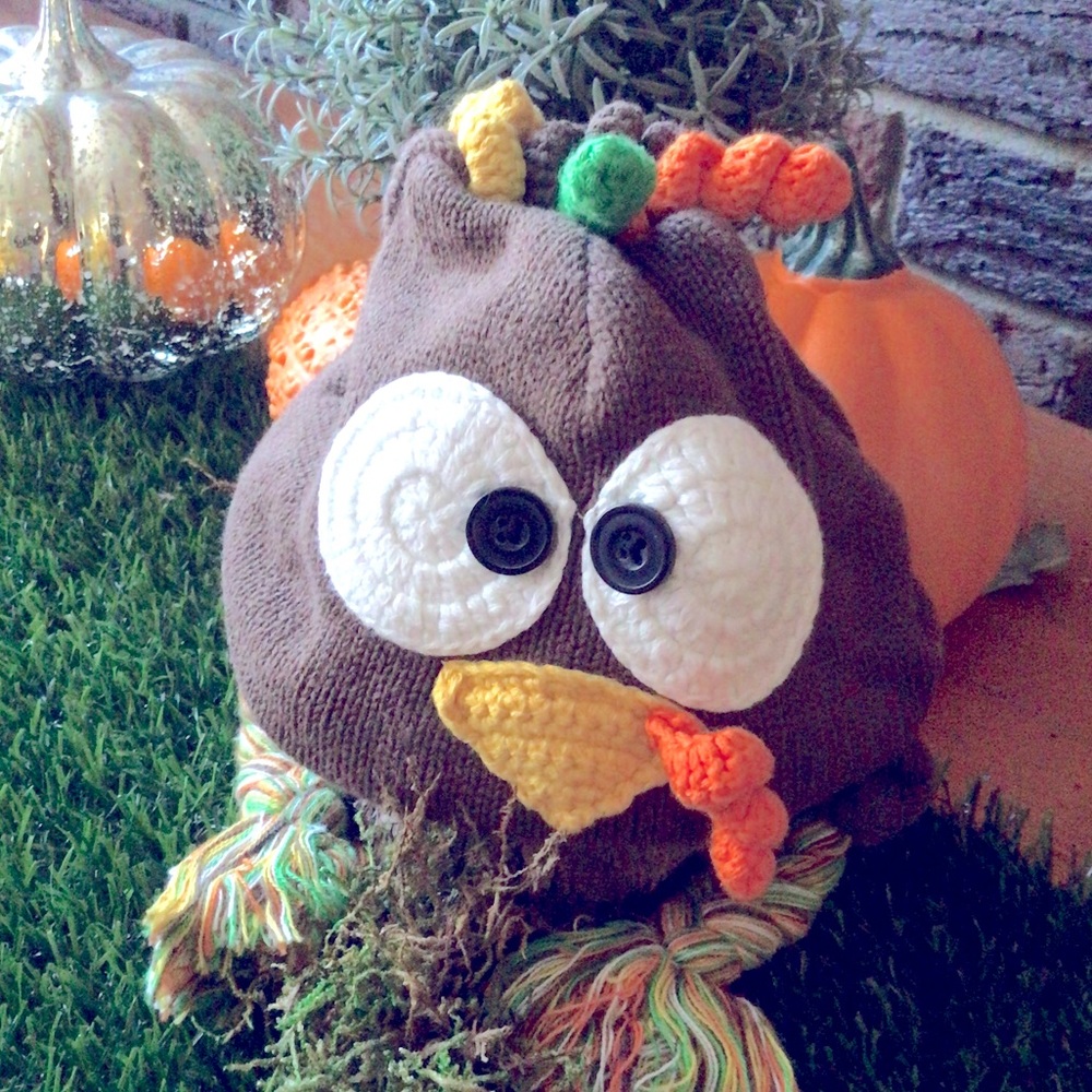 Thanksgiving hat & matching booties 0-6 months